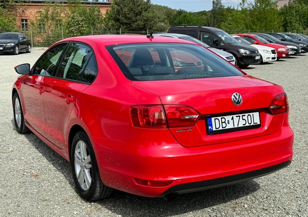 Volkswagen Jetta cena 24900 przebieg: 185000, rok produkcji 2011 z Kargowa małe 781